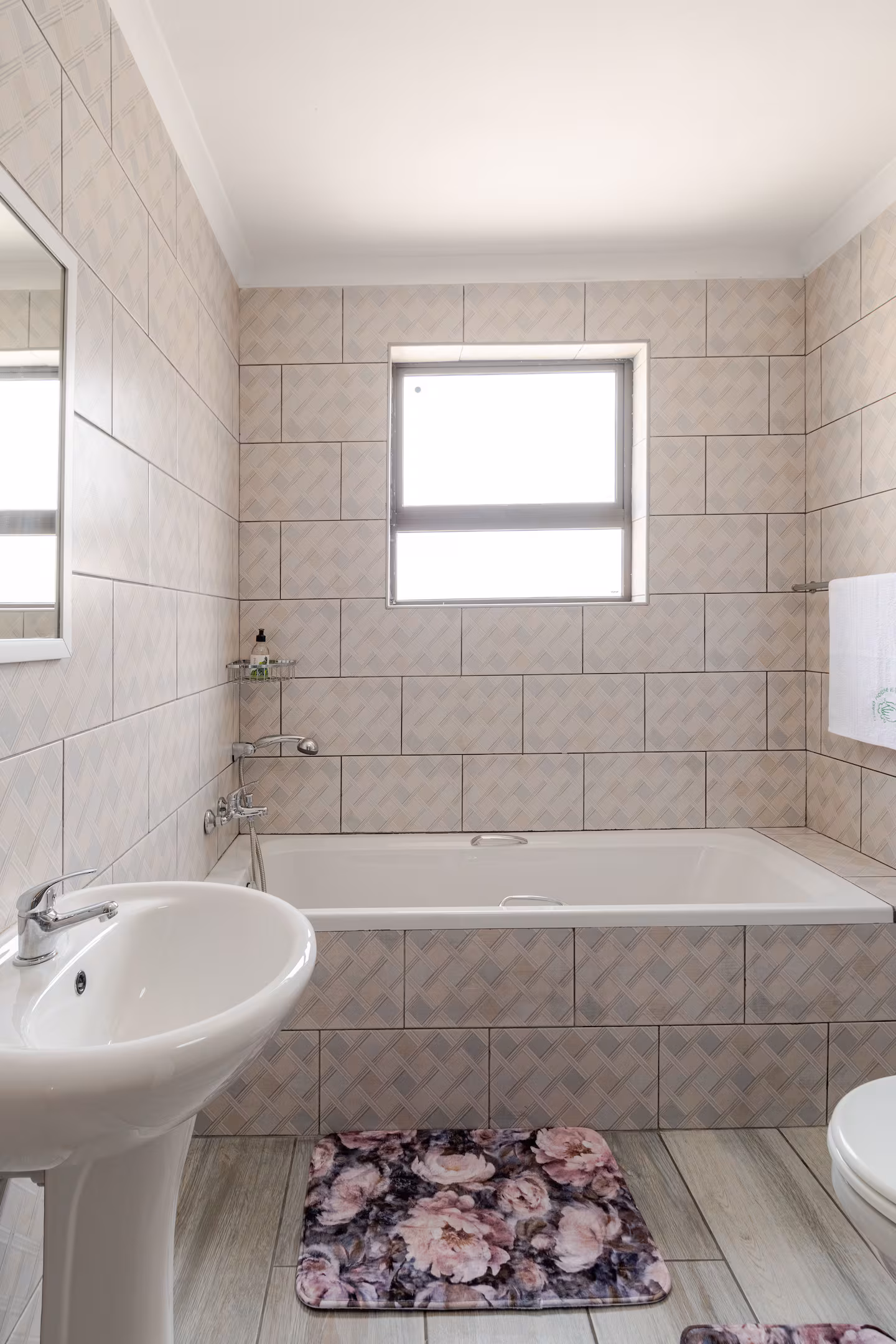 One Bedroom @ Windsor Park Estate property view