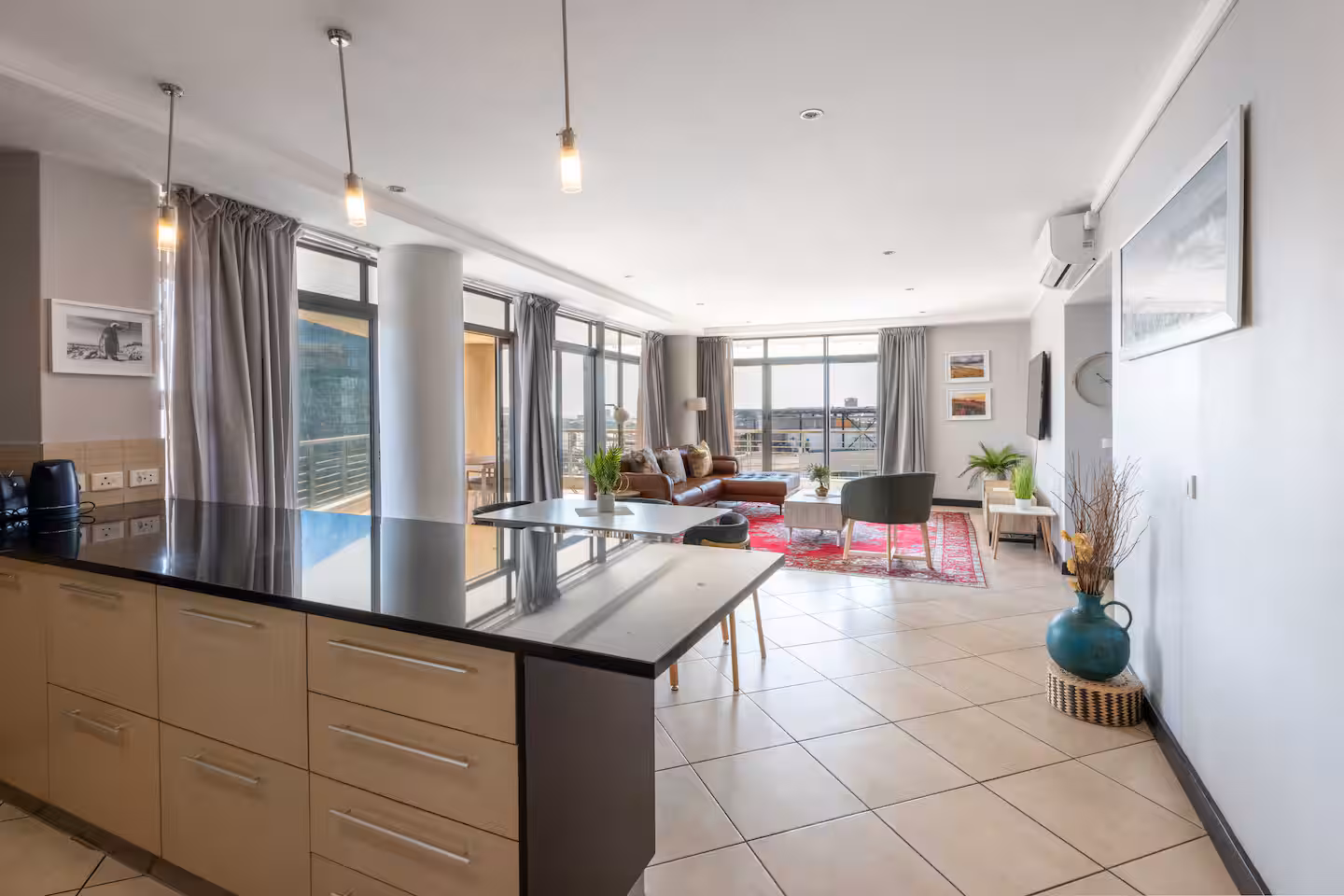 Stunning Foreshore 2 bedroom, 2 bathroom Apartment property view