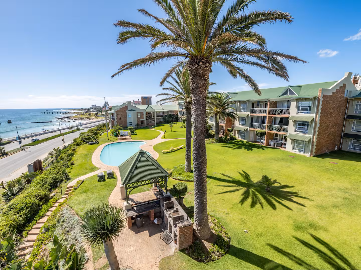 3 Bedroom @ Brookes Hill property view